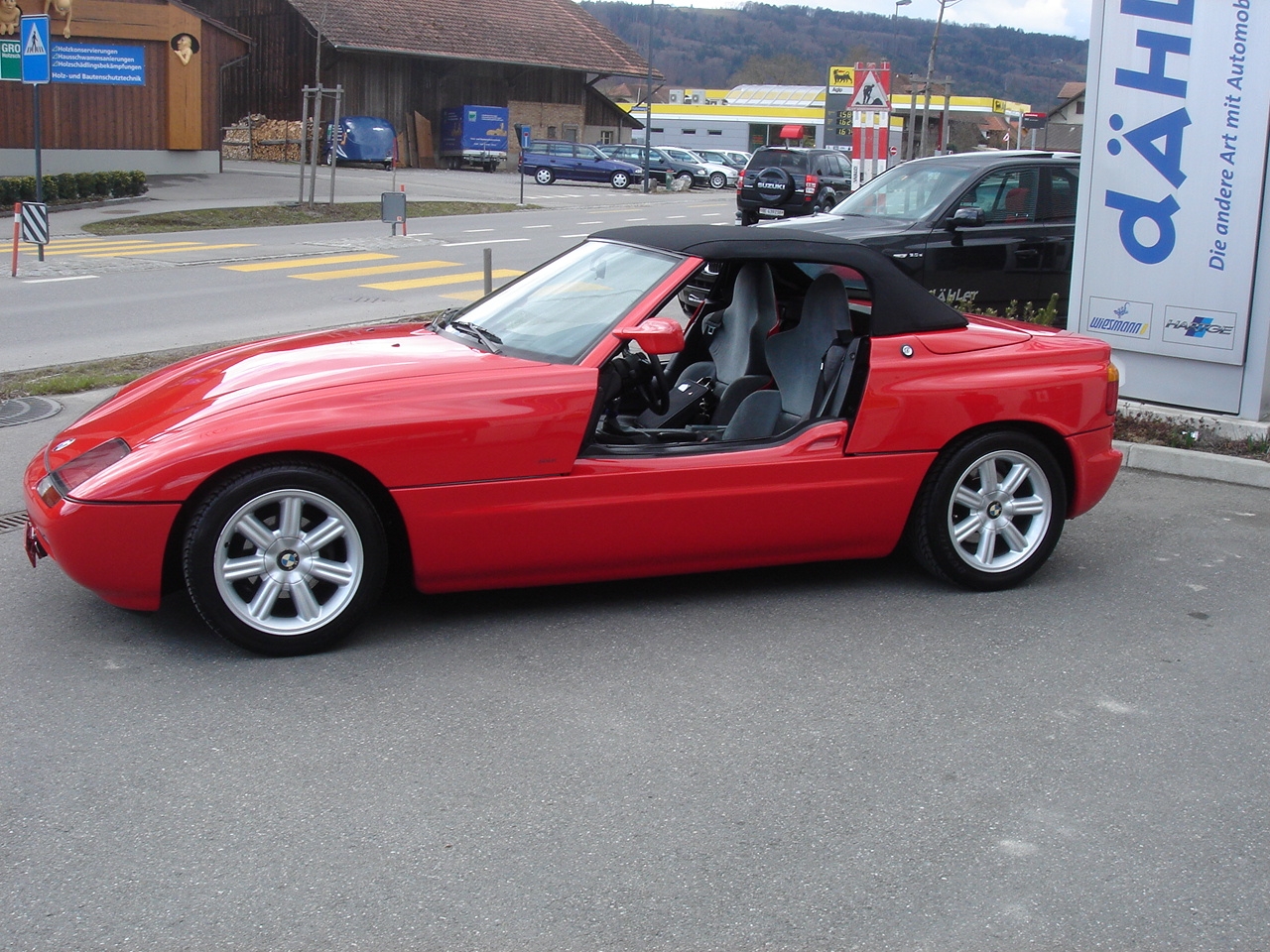 10_BMW_Z1_Roadster_06.jpg