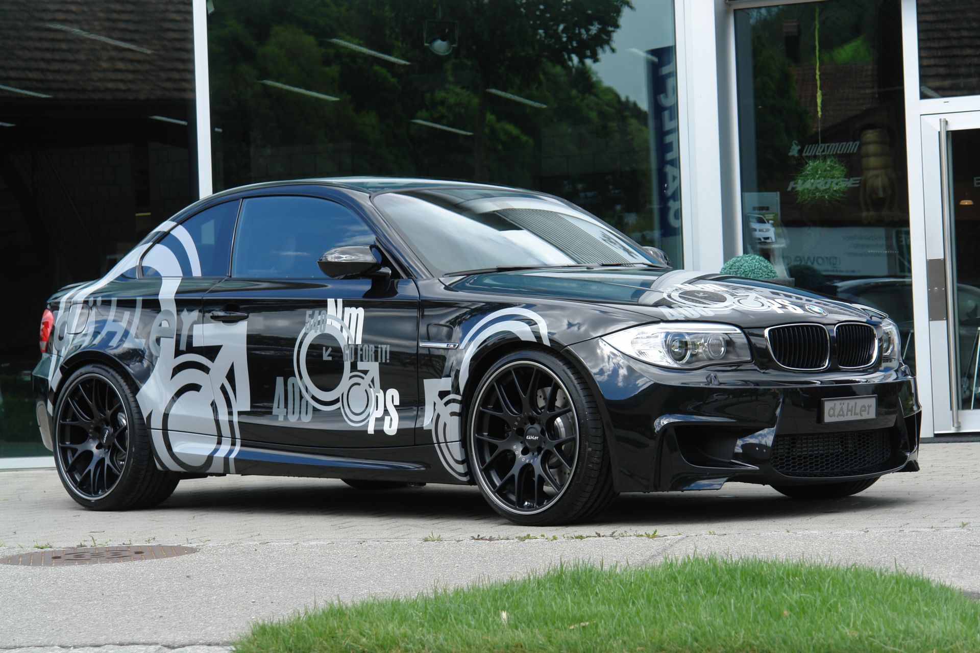 30_BMW_1M_E82_03.jpg