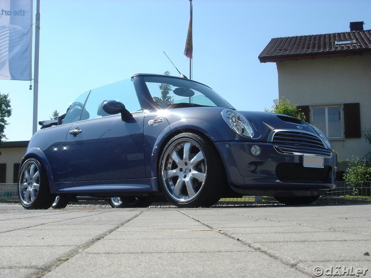 30_MINI_R57_Cabrio_03.jpg